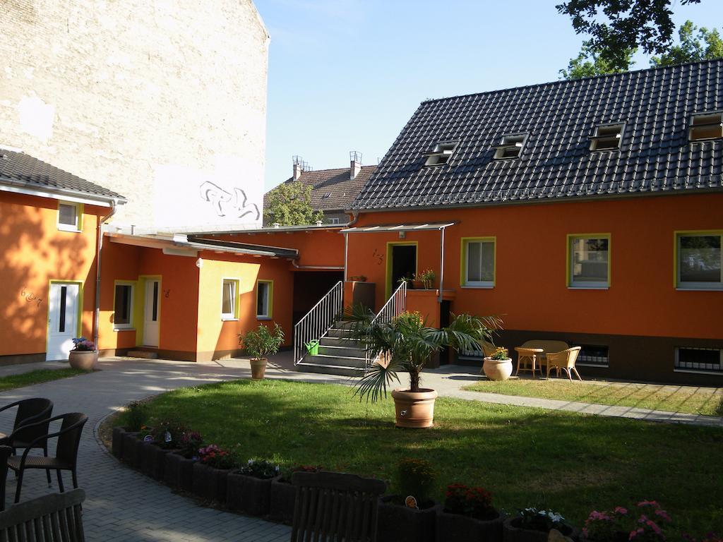 Pension Am Findling Potsdam Exterior photo